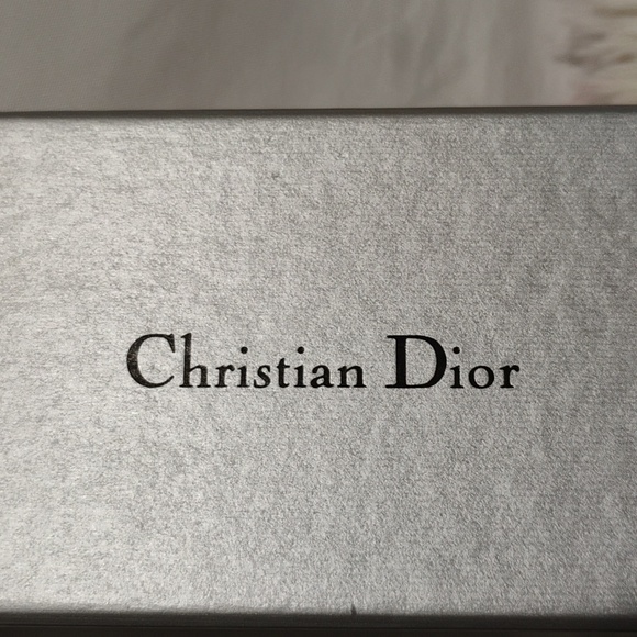 FIRM PRICE! NWOT Christian Dior CD Charm Gold Tone Necklace W Box Never Worn - Picture 4 of 8